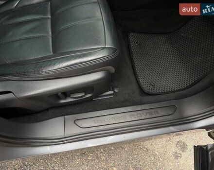 Сірий Ленд Ровер Рендж Ровер Евок, об'ємом двигуна 2 л та пробігом 84 тис. км за 32500 $, фото 18 на Automoto.ua