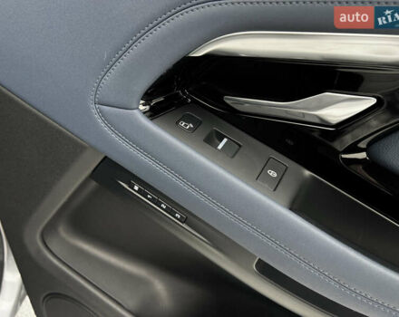 Сірий Ленд Ровер Рендж Ровер Евок, об'ємом двигуна 2 л та пробігом 70 тис. км за 29000 $, фото 34 на Automoto.ua