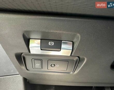 Серый Ленд Ровер Рендж Ровер Эвок, объемом двигателя 2 л и пробегом 65 тыс. км за 33490 $, фото 19 на Automoto.ua