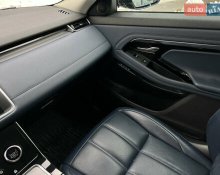 Сірий Ленд Ровер Рендж Ровер Евок, об'ємом двигуна 2 л та пробігом 70 тис. км за 29000 $, фото 12 на Automoto.ua