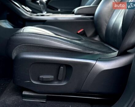 Сірий Ленд Ровер Рендж Ровер Евок, об'ємом двигуна 2 л та пробігом 71 тис. км за 30500 $, фото 13 на Automoto.ua