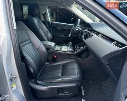 Сірий Ленд Ровер Рендж Ровер Евок, об'ємом двигуна 2 л та пробігом 71 тис. км за 30500 $, фото 17 на Automoto.ua