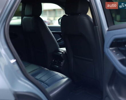 Ленд Ровер Рендж Ровер Эвок 2020 в Киеве на Automoto.ua Серый Ленд Ровер Рендж Ровер Эвок, объемом двигателя 2 л и пробегом 38 тыс. км за 46500 $, фото 13 на Automoto.ua