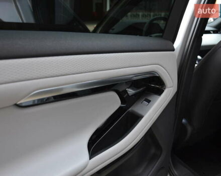 Серый Ленд Ровер Рендж Ровер Эвок, объемом двигателя 2 л и пробегом 48 тыс. км за 33800 $, фото 15 на Automoto.ua