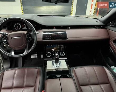 Серый Ленд Ровер Рендж Ровер Эвок, объемом двигателя 2 л и пробегом 27 тыс. км за 41500 $, фото 9 на Automoto.ua