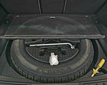 Серый Ленд Ровер Рендж Ровер Эвок, объемом двигателя 2 л и пробегом 27 тыс. км за 41500 $, фото 13 на Automoto.ua