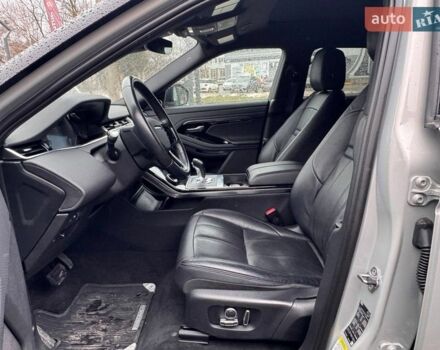 Серый Ленд Ровер Рендж Ровер Эвок, объемом двигателя 2 л и пробегом 43 тыс. км за 37000 $, фото 3 на Automoto.ua