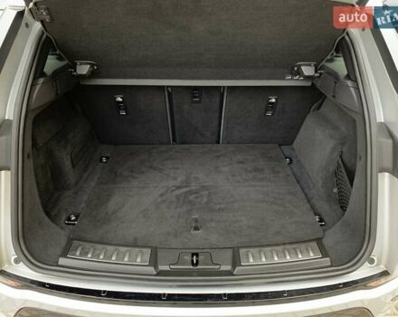 Серый Ленд Ровер Рендж Ровер Эвок, объемом двигателя 2 л и пробегом 180 тыс. км за 35555 $, фото 31 на Automoto.ua