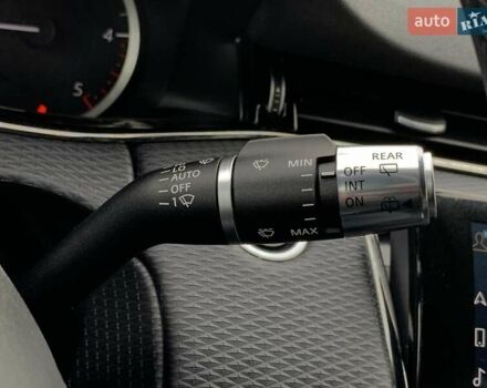 Серый Ленд Ровер Рендж Ровер Эвок, объемом двигателя 2 л и пробегом 180 тыс. км за 35555 $, фото 50 на Automoto.ua