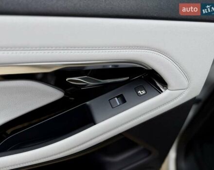 Серый Ленд Ровер Рендж Ровер Эвок, объемом двигателя 2 л и пробегом 65 тыс. км за 42700 $, фото 43 на Automoto.ua