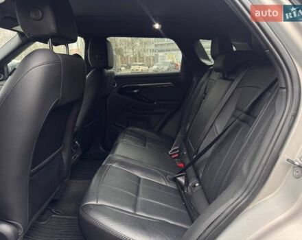 Серый Ленд Ровер Рендж Ровер Эвок, объемом двигателя 2 л и пробегом 43 тыс. км за 37000 $, фото 6 на Automoto.ua