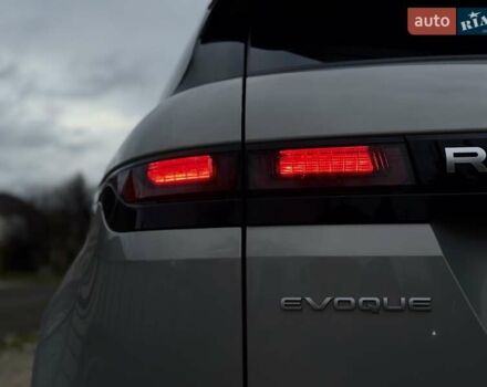 Серый Ленд Ровер Рендж Ровер Эвок, объемом двигателя 2 л и пробегом 65 тыс. км за 42700 $, фото 28 на Automoto.ua