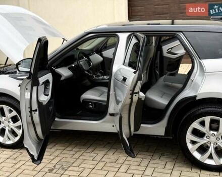 Серый Ленд Ровер Рендж Ровер Эвок, объемом двигателя 2 л и пробегом 65 тыс. км за 42700 $, фото 36 на Automoto.ua