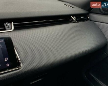 Серый Ленд Ровер Рендж Ровер Эвок, объемом двигателя 2 л и пробегом 180 тыс. км за 35555 $, фото 71 на Automoto.ua