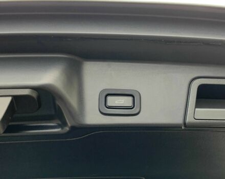 Серый Ленд Ровер Рендж Ровер Эвок, объемом двигателя 2 л и пробегом 180 тыс. км за 35555 $, фото 15 на Automoto.ua