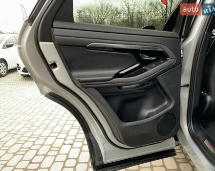 Серый Ленд Ровер Рендж Ровер Эвок, объемом двигателя 2 л и пробегом 180 тыс. км за 35555 $, фото 29 на Automoto.ua