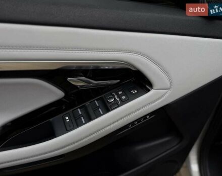 Серый Ленд Ровер Рендж Ровер Эвок, объемом двигателя 2 л и пробегом 65 тыс. км за 42700 $, фото 46 на Automoto.ua