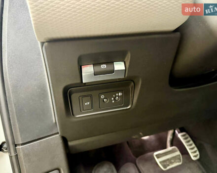 Сірий Ленд Ровер Рендж Ровер Евок, об'ємом двигуна 1.5 л та пробігом 28 тис. км за 39500 $, фото 24 на Automoto.ua