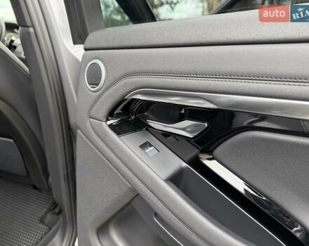 Серый Ленд Ровер Рендж Ровер Эвок, объемом двигателя 2 л и пробегом 37 тыс. км за 47999 $, фото 114 на Automoto.ua