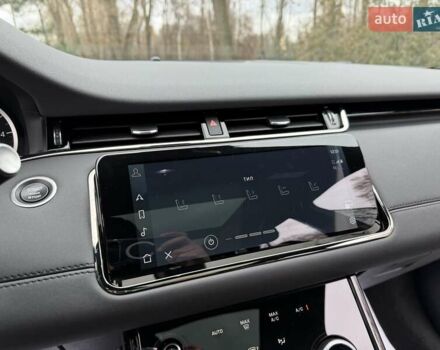 Серый Ленд Ровер Рендж Ровер Эвок, объемом двигателя 2 л и пробегом 37 тыс. км за 47999 $, фото 131 на Automoto.ua