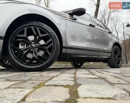 Серый Ленд Ровер Рендж Ровер Эвок, объемом двигателя 2 л и пробегом 37 тыс. км за 47999 $, фото 4 на Automoto.ua