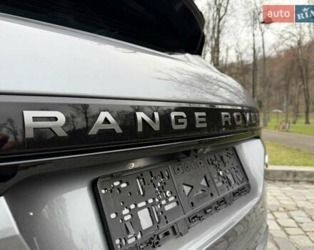 Серый Ленд Ровер Рендж Ровер Эвок, объемом двигателя 2 л и пробегом 37 тыс. км за 47999 $, фото 41 на Automoto.ua