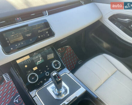 Сірий Ленд Ровер Рендж Ровер Евок, об'ємом двигуна 2 л та пробігом 25 тис. км за 42400 $, фото 36 на Automoto.ua