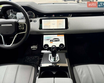 Сірий Ленд Ровер Рендж Ровер Евок, об'ємом двигуна 1.5 л та пробігом 28 тис. км за 39500 $, фото 30 на Automoto.ua