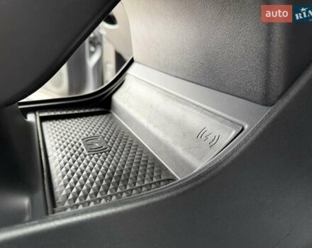 Серый Ленд Ровер Рендж Ровер Эвок, объемом двигателя 2 л и пробегом 37 тыс. км за 47999 $, фото 111 на Automoto.ua