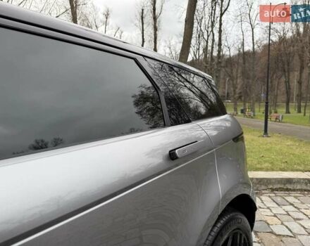 Серый Ленд Ровер Рендж Ровер Эвок, объемом двигателя 2 л и пробегом 37 тыс. км за 47999 $, фото 7 на Automoto.ua