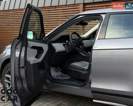 Сірий Ленд Ровер Рендж Ровер Евок, об'ємом двигуна 2 л та пробігом 36 тис. км за 54000 $, фото 18 на Automoto.ua