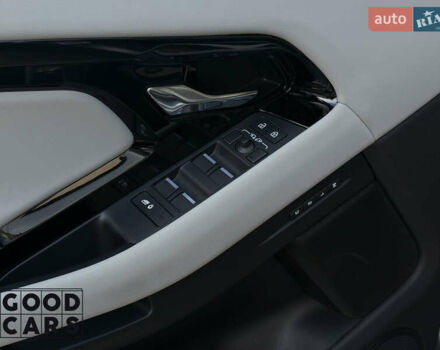 Сірий Ленд Ровер Рендж Ровер Евок, об'ємом двигуна 2 л та пробігом 36 тис. км за 54000 $, фото 17 на Automoto.ua