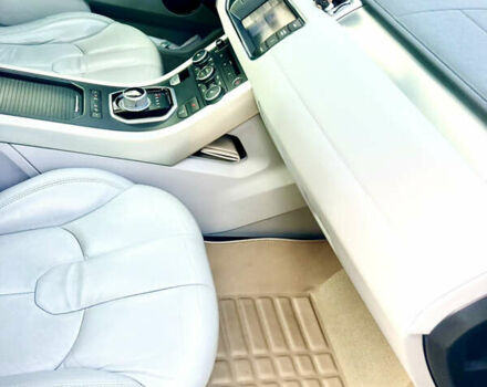 Синий Ленд Ровер Рендж Ровер Эвок, объемом двигателя 2.18 л и пробегом 197 тыс. км за 17200 $, фото 12 на Automoto.ua