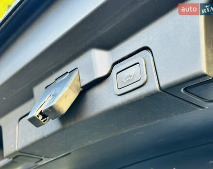 Синий Ленд Ровер Рендж Ровер Эвок, объемом двигателя 2 л и пробегом 156 тыс. км за 16000 $, фото 38 на Automoto.ua