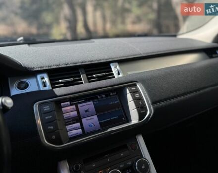 Синий Ленд Ровер Рендж Ровер Эвок, объемом двигателя 2.18 л и пробегом 178 тыс. км за 17900 $, фото 8 на Automoto.ua