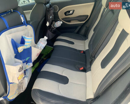 Синий Ленд Ровер Рендж Ровер Эвок, объемом двигателя 2.18 л и пробегом 177 тыс. км за 22750 $, фото 6 на Automoto.ua