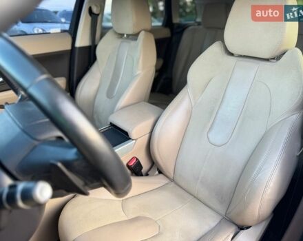 Синій Ленд Ровер Рендж Ровер Евок, об'ємом двигуна 2 л та пробігом 116 тис. км за 13999 $, фото 50 на Automoto.ua