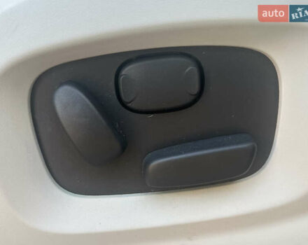 Синий Ленд Ровер Рендж Ровер Эвок, объемом двигателя 2 л и пробегом 156 тыс. км за 14499 $, фото 20 на Automoto.ua