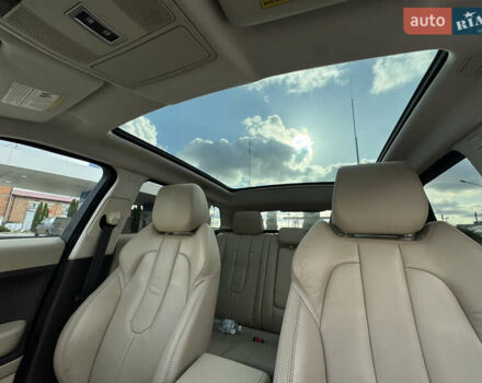 Синий Ленд Ровер Рендж Ровер Эвок, объемом двигателя 2 л и пробегом 176 тыс. км за 16200 $, фото 11 на Automoto.ua