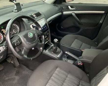 Синий Ленд Ровер Рендж Ровер Эвок, объемом двигателя 2 л и пробегом 161 тыс. км за 15900 $, фото 8 на Automoto.ua