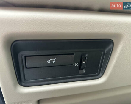 Синій Ленд Ровер Рендж Ровер Евок, об'ємом двигуна 2 л та пробігом 178 тис. км за 16299 $, фото 11 на Automoto.ua