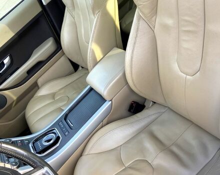 Синій Ленд Ровер Рендж Ровер Евок, об'ємом двигуна 2 л та пробігом 161 тис. км за 15550 $, фото 11 на Automoto.ua