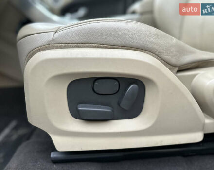 Синій Ленд Ровер Рендж Ровер Евок, об'ємом двигуна 2 л та пробігом 178 тис. км за 16299 $, фото 20 на Automoto.ua