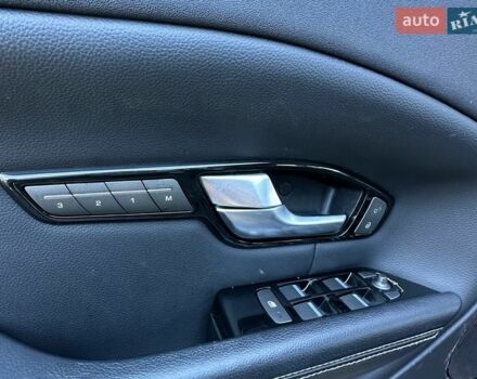 Синий Ленд Ровер Рендж Ровер Эвок, объемом двигателя 2 л и пробегом 147 тыс. км за 17999 $, фото 97 на Automoto.ua
