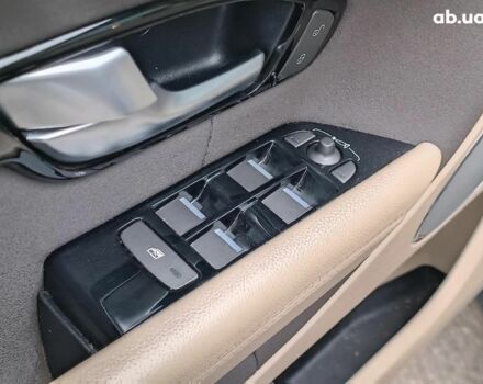 Синій Ленд Ровер Рендж Ровер Евок, об'ємом двигуна 2 л та пробігом 154 тис. км за 19990 $, фото 20 на Automoto.ua