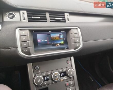 Синий Ленд Ровер Рендж Ровер Эвок, объемом двигателя 2 л и пробегом 104 тыс. км за 27500 $, фото 25 на Automoto.ua