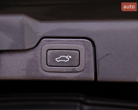 Синій Ленд Ровер Рендж Ровер Евок, об'ємом двигуна 2 л та пробігом 83 тис. км за 17900 $, фото 45 на Automoto.ua