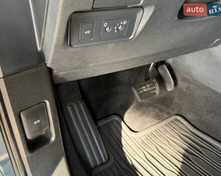 Синій Ленд Ровер Рендж Ровер Евок, об'ємом двигуна 2 л та пробігом 20 тис. км за 47000 $, фото 17 на Automoto.ua