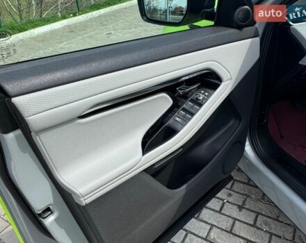 Зелений Ленд Ровер Рендж Ровер Евок, об'ємом двигуна 2 л та пробігом 31 тис. км за 43500 $, фото 16 на Automoto.ua