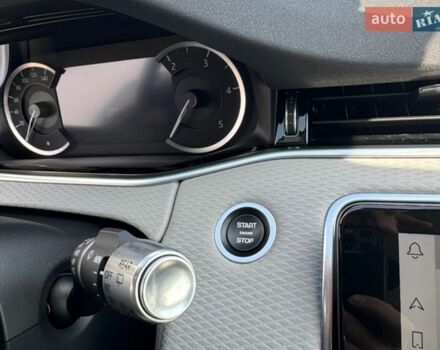 Зелений Ленд Ровер Рендж Ровер Евок, об'ємом двигуна 2 л та пробігом 31 тис. км за 43500 $, фото 28 на Automoto.ua